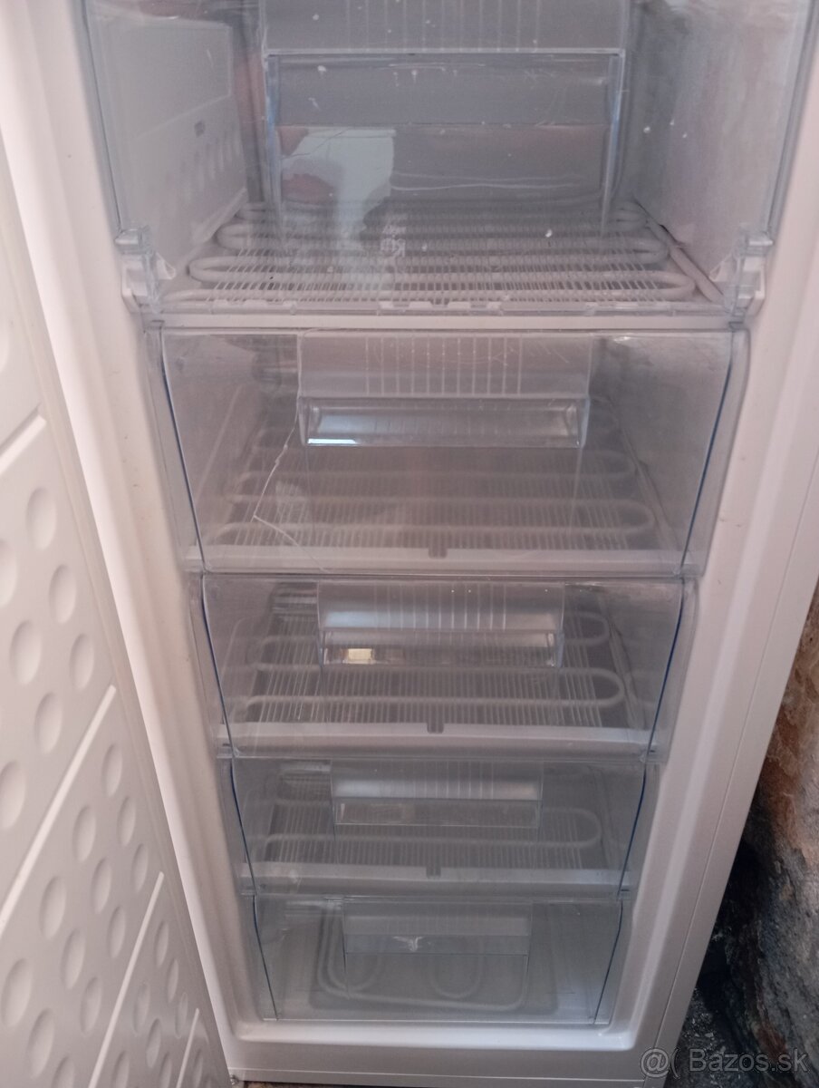 Chladnička mrazak AMICA - 2