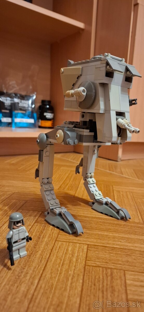 LEGO Star Wars 7657 AT-ST - 2