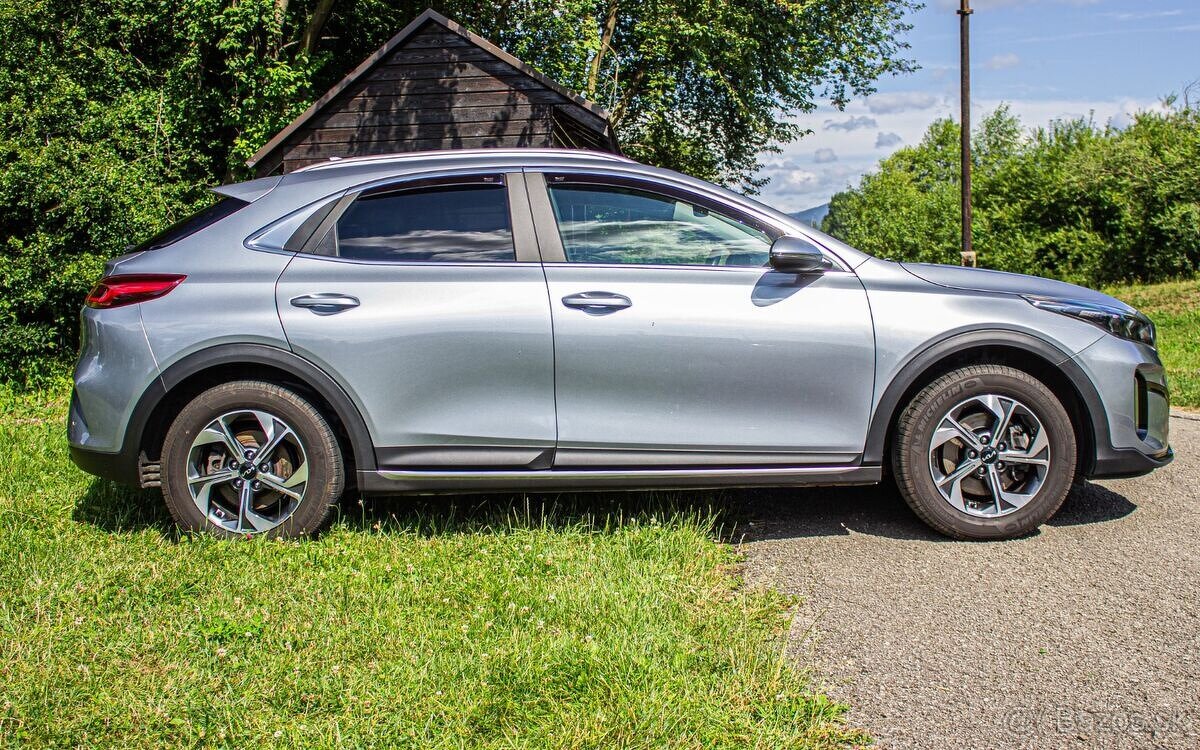 Kia XCeed 1.5 T-GDi Gold - 2