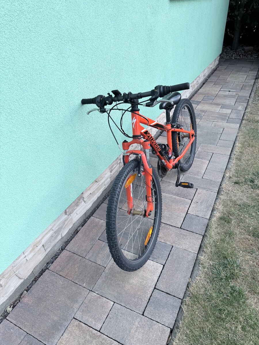 Predám detsky bicykel Specialized - 2