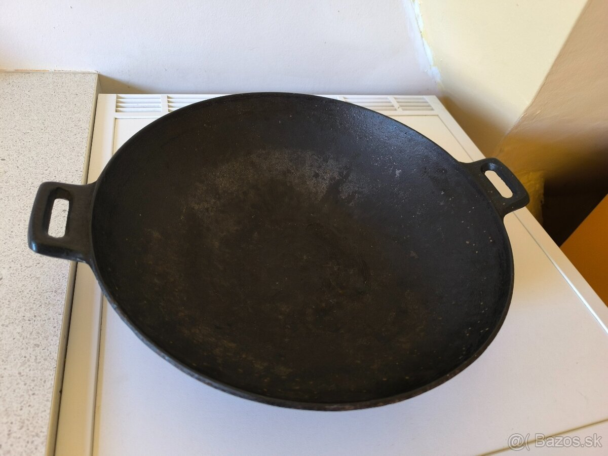 Hrniec Wok - 2