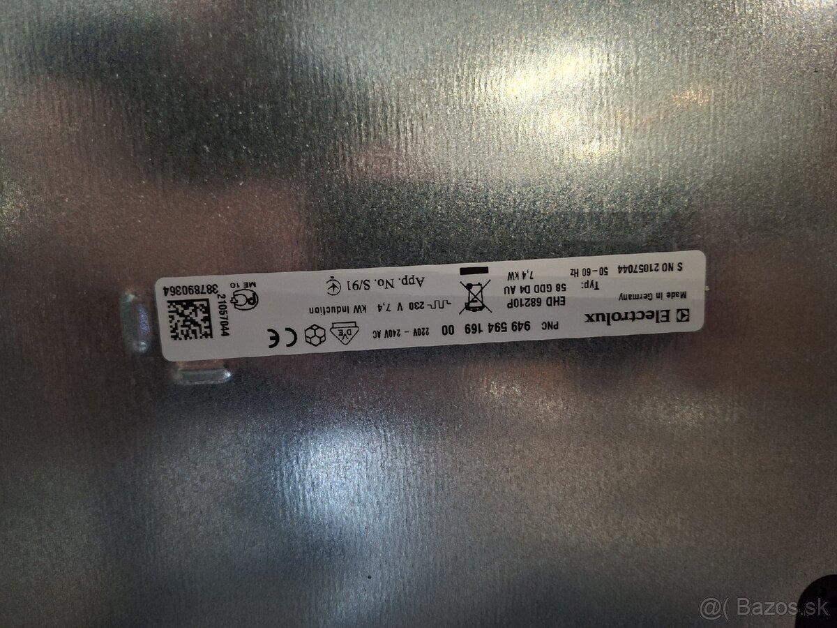 Indukčná varná doska Elektrolux - chyba E9 - 2