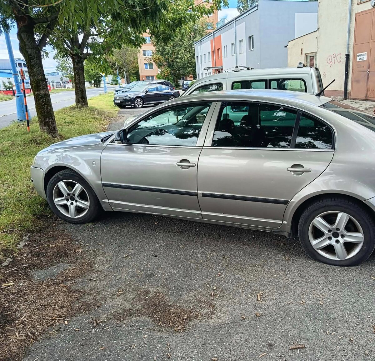 Škoda Superb 1 - 2