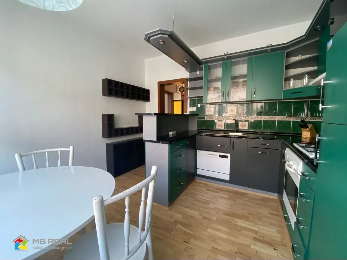 NA PRENÁJOM - Trojizbový byt, Žiar nad Hronom, CENTRUM - 2