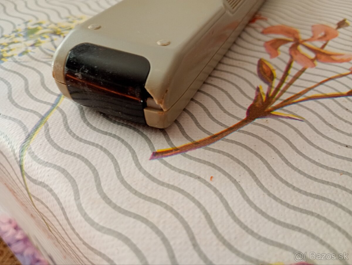 Sony RM-887 na televízor - 2