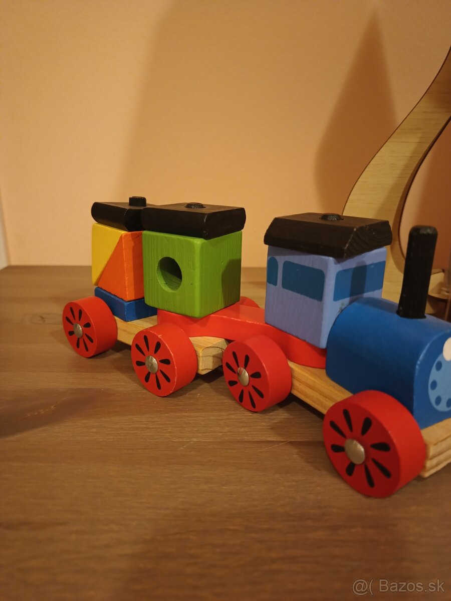 Dreveny vláčik - 2
