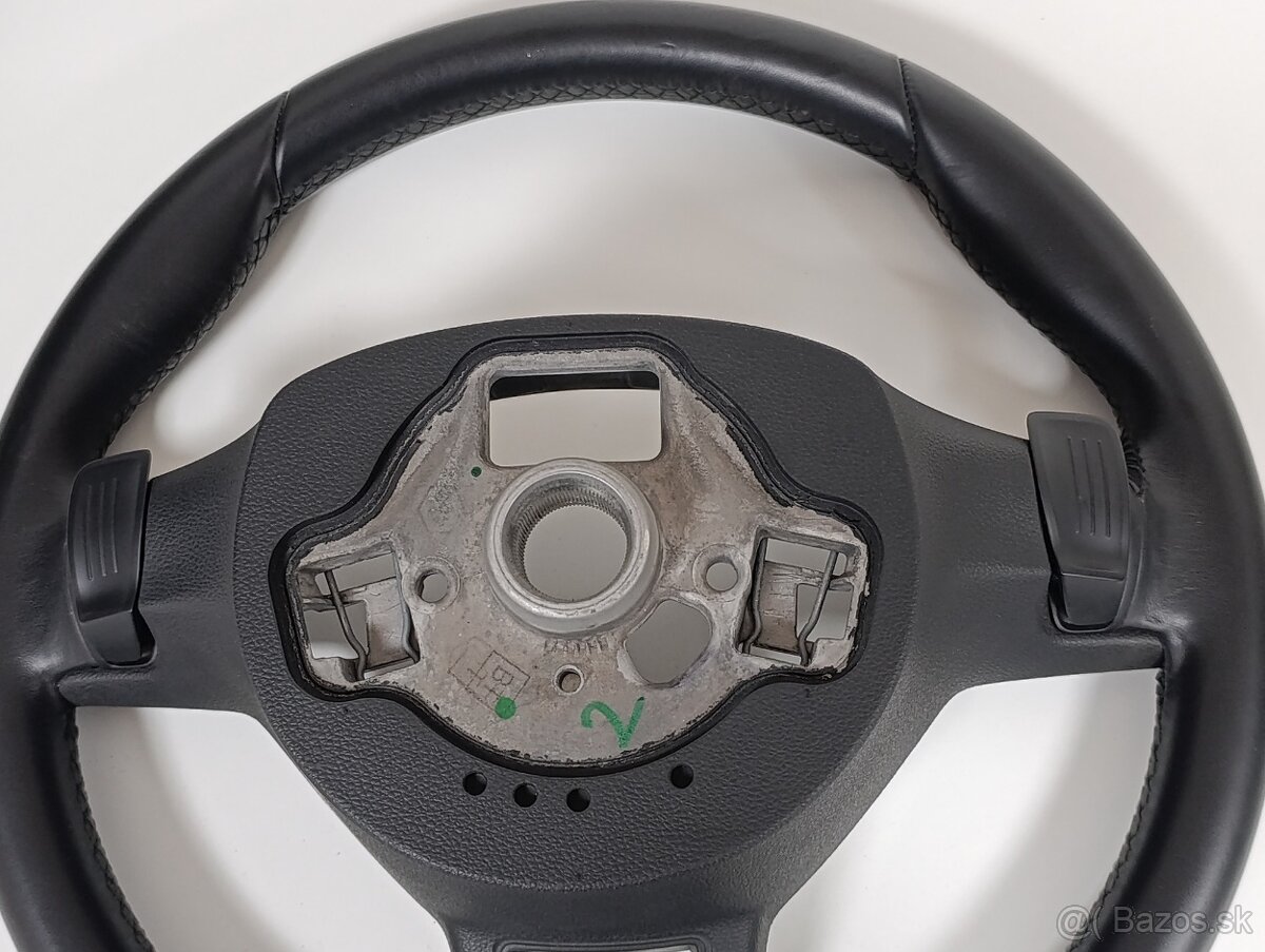 Volant ŠKODA OCTAVIA 3 s radením - 2