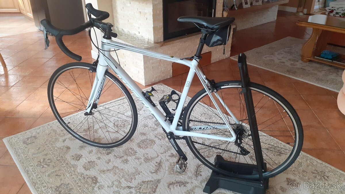 Cestný bicykel Merida. - 2