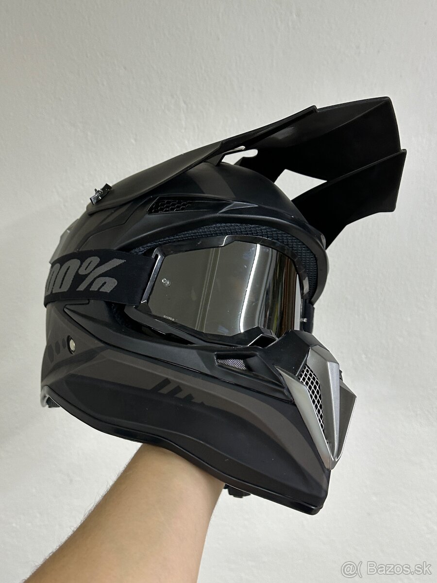 Motocrossová helma SPARK - 2