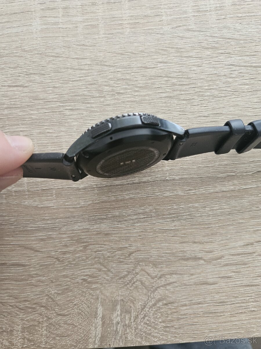 Predám samsung gear S3 frontier - 2