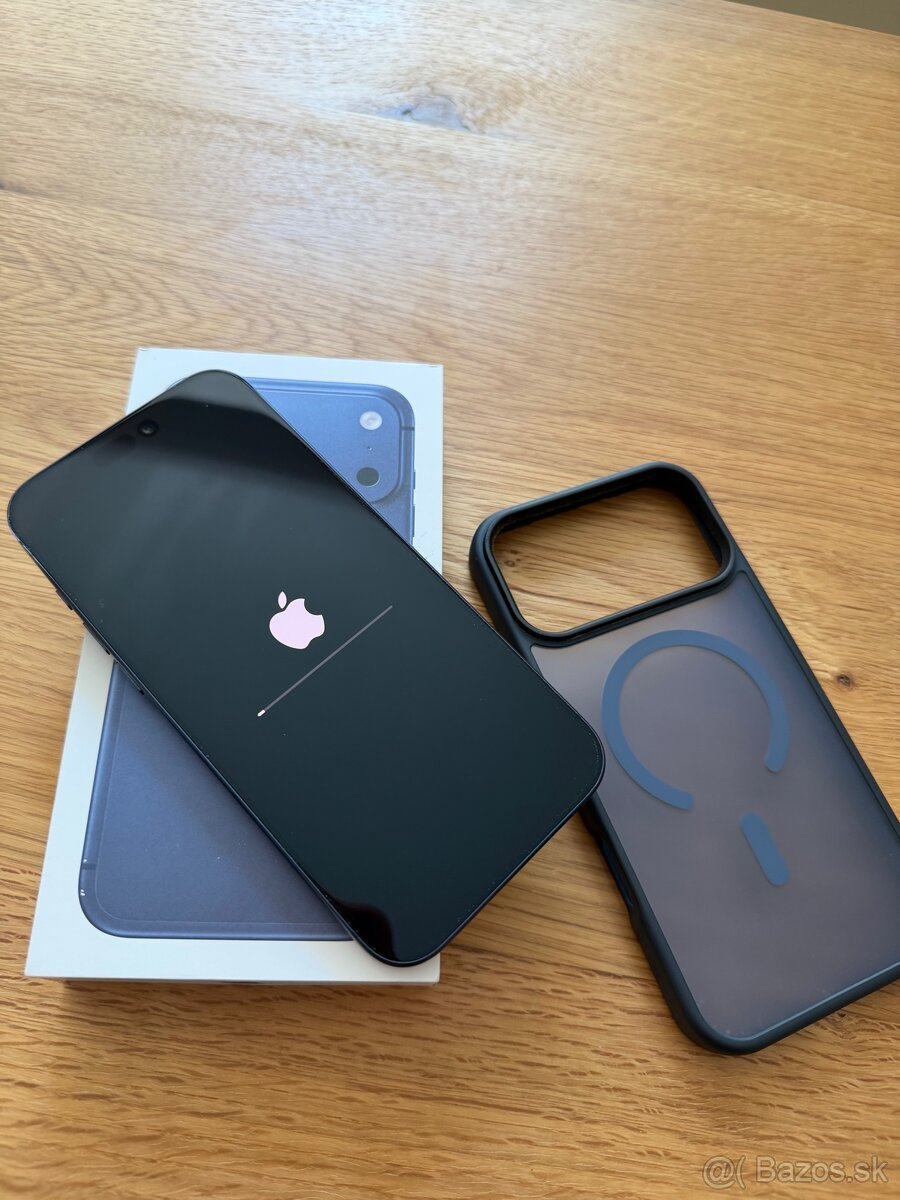 iPhone 17 Pro Max 256GB modrý, 100% batéria - 2