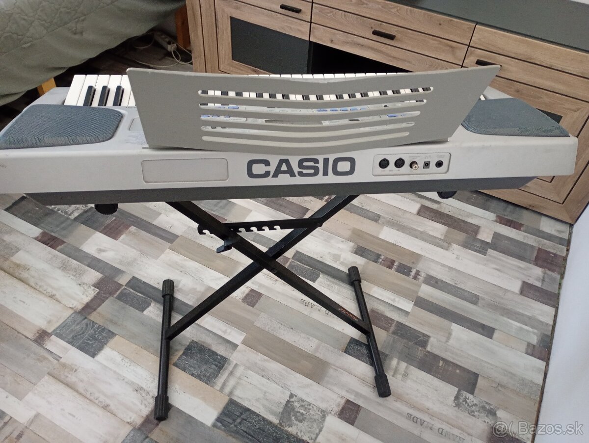 Keyboard Casio - 2