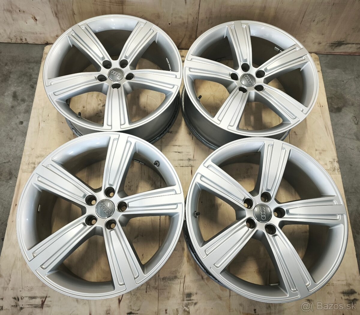 ORIG.ALU /VW/AUDI/SKODA/R17/R19/ZIMNE PNEU 215 65 17 - 2