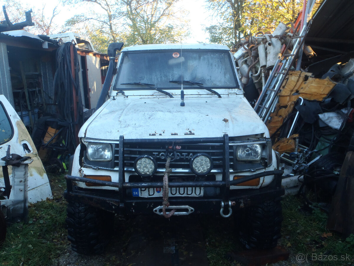 Toyota Land Cruiser typ 73, r.v. 1985, 3L