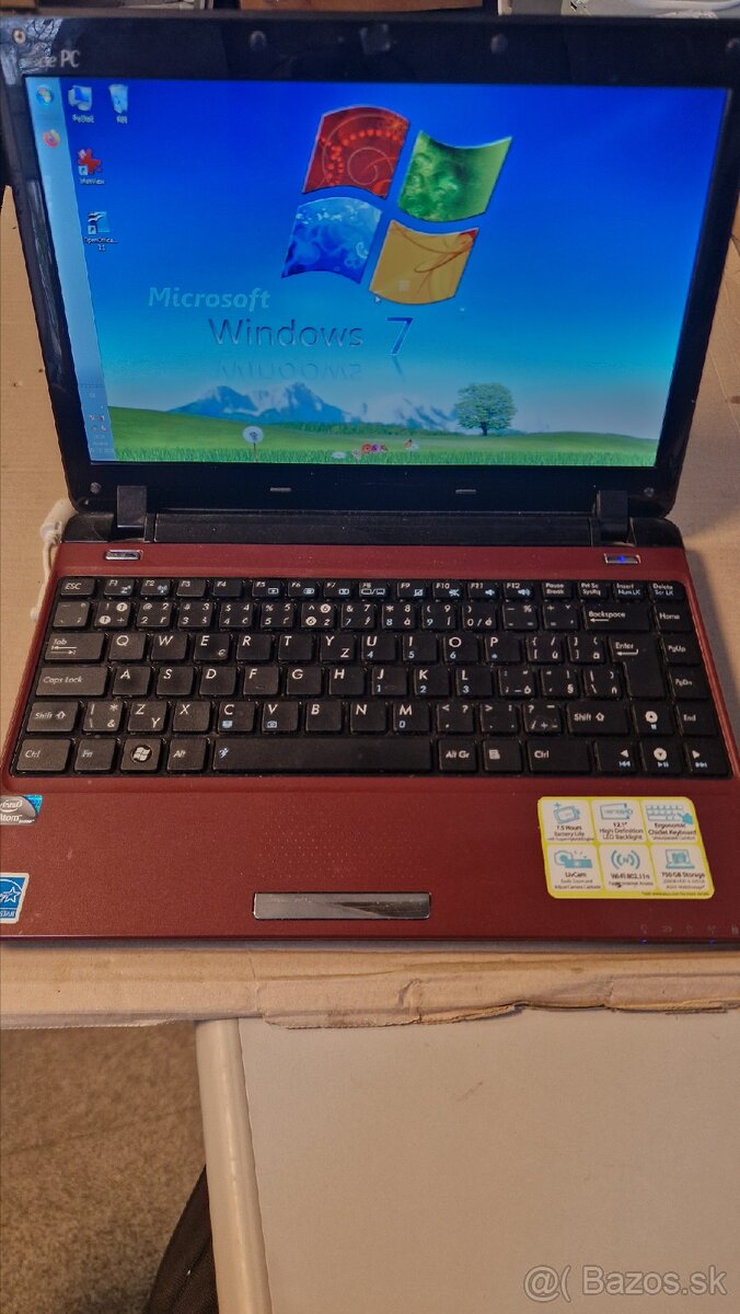 Predám zachovalý 12" notebook Asus EeePC - 2