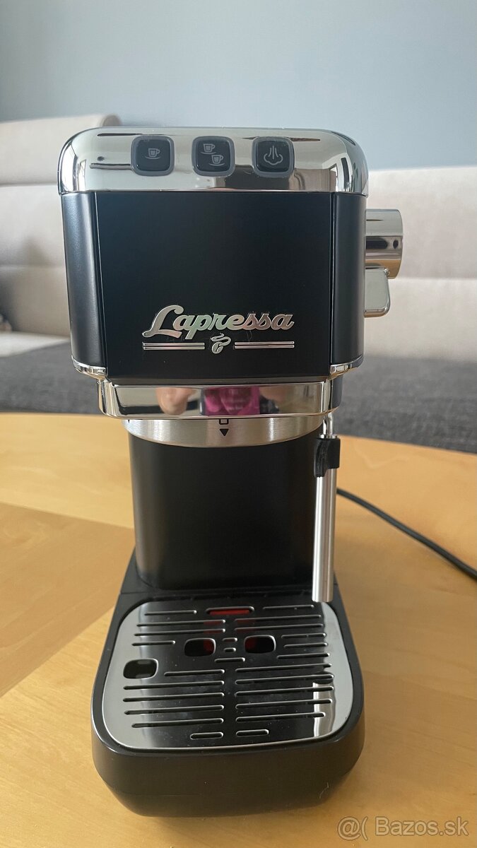 Predam kavovar Tschibo Lapressa - 2