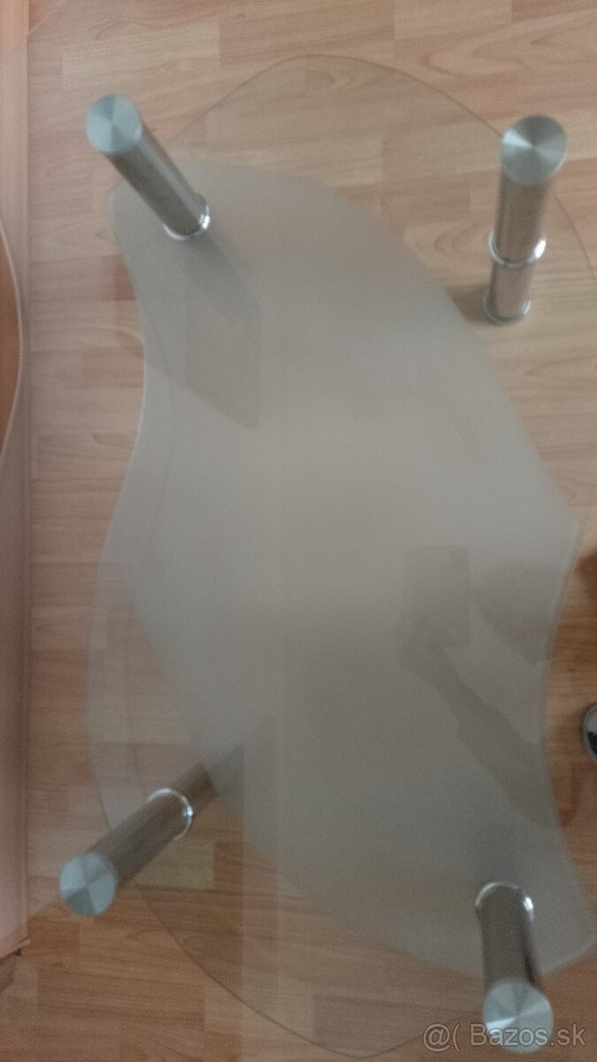 Sklenený konferenčný stolík - 2