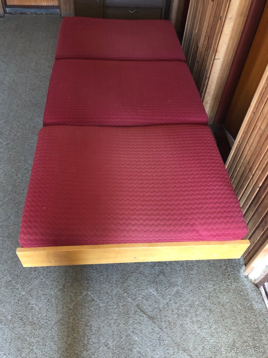 Predám st.mód. postel zo suflikom - 2