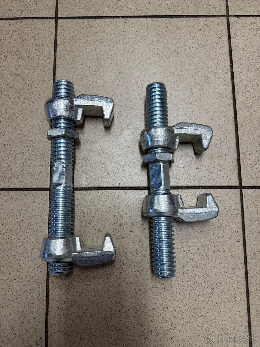 Svorky na kontajner,unimobunka,sklady - 2