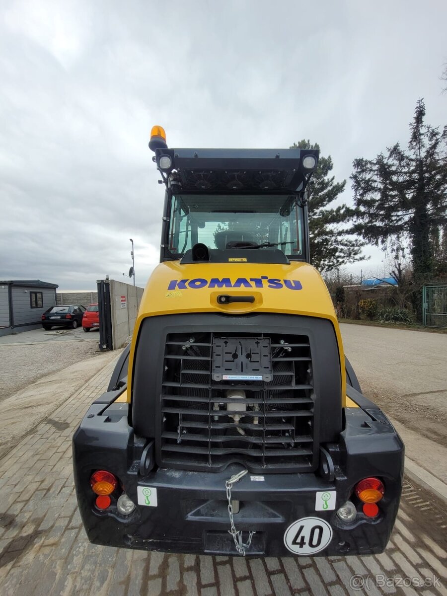 Komatsu WA80M s Klimou - 2