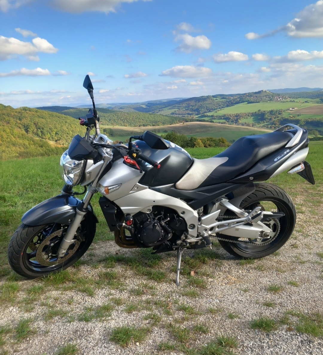 Suzuki GSS 600 - 2