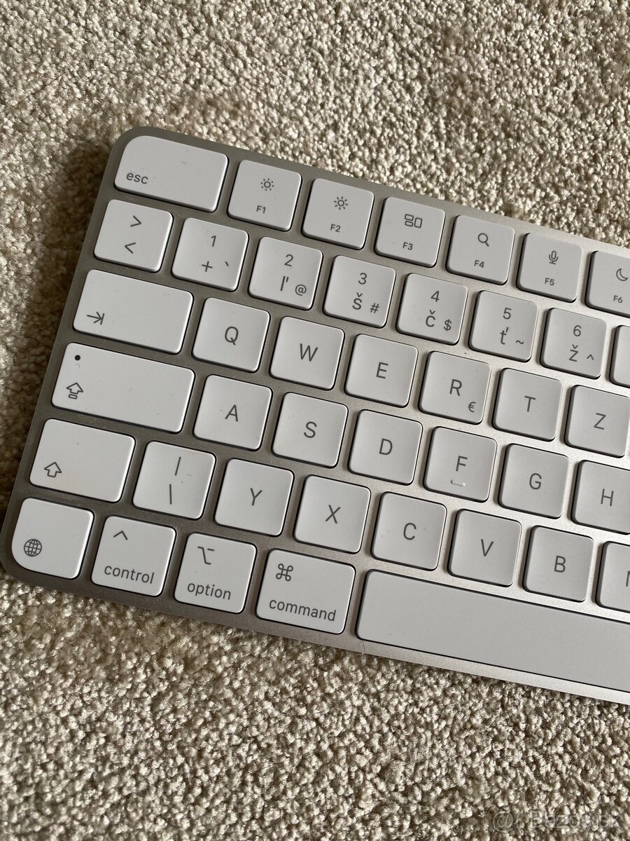 Mys a klavesnica Apple - 2