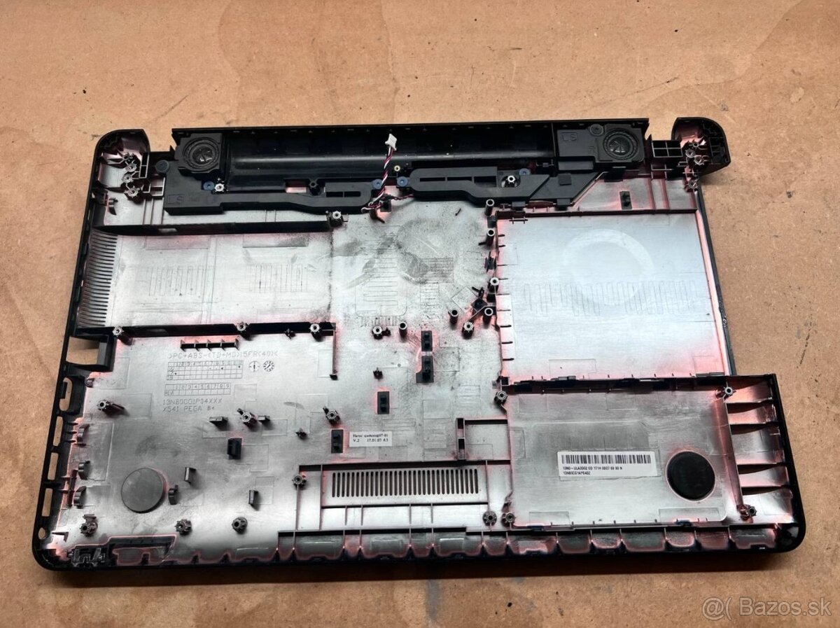Predám spodnú vaňu pre notebook Asus X541. - 2