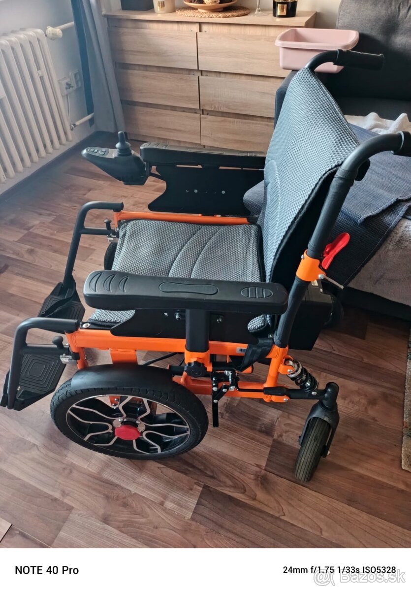 Elektricky invalidný vozík - 2