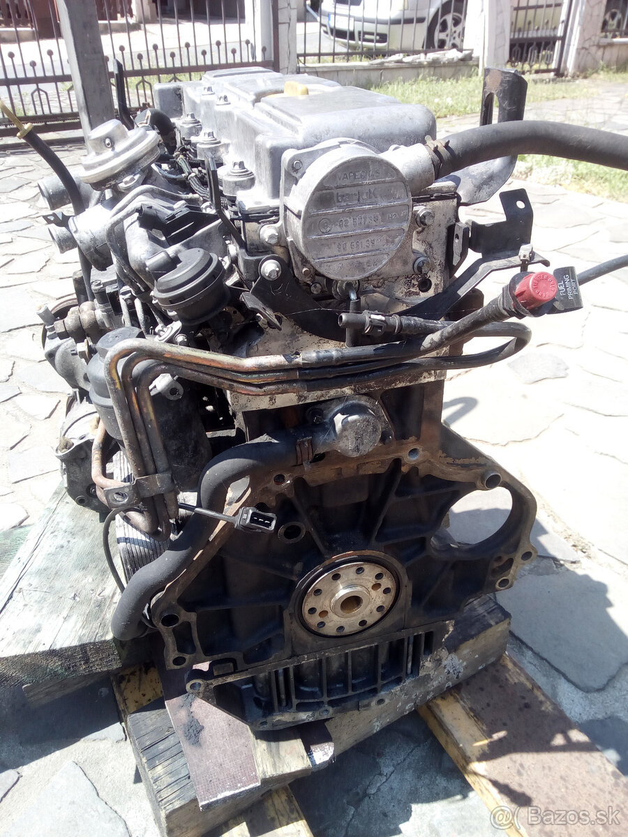 Predám Motor Opel Sinta X22DTH. - 2