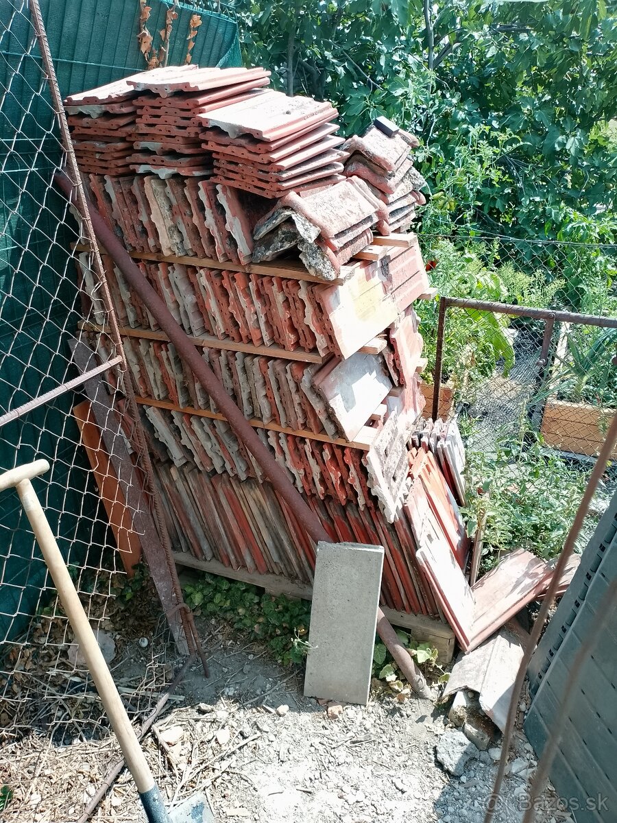 Stará škridla darujem - 2