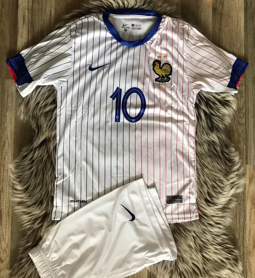 Dres mbappe 140 - 2