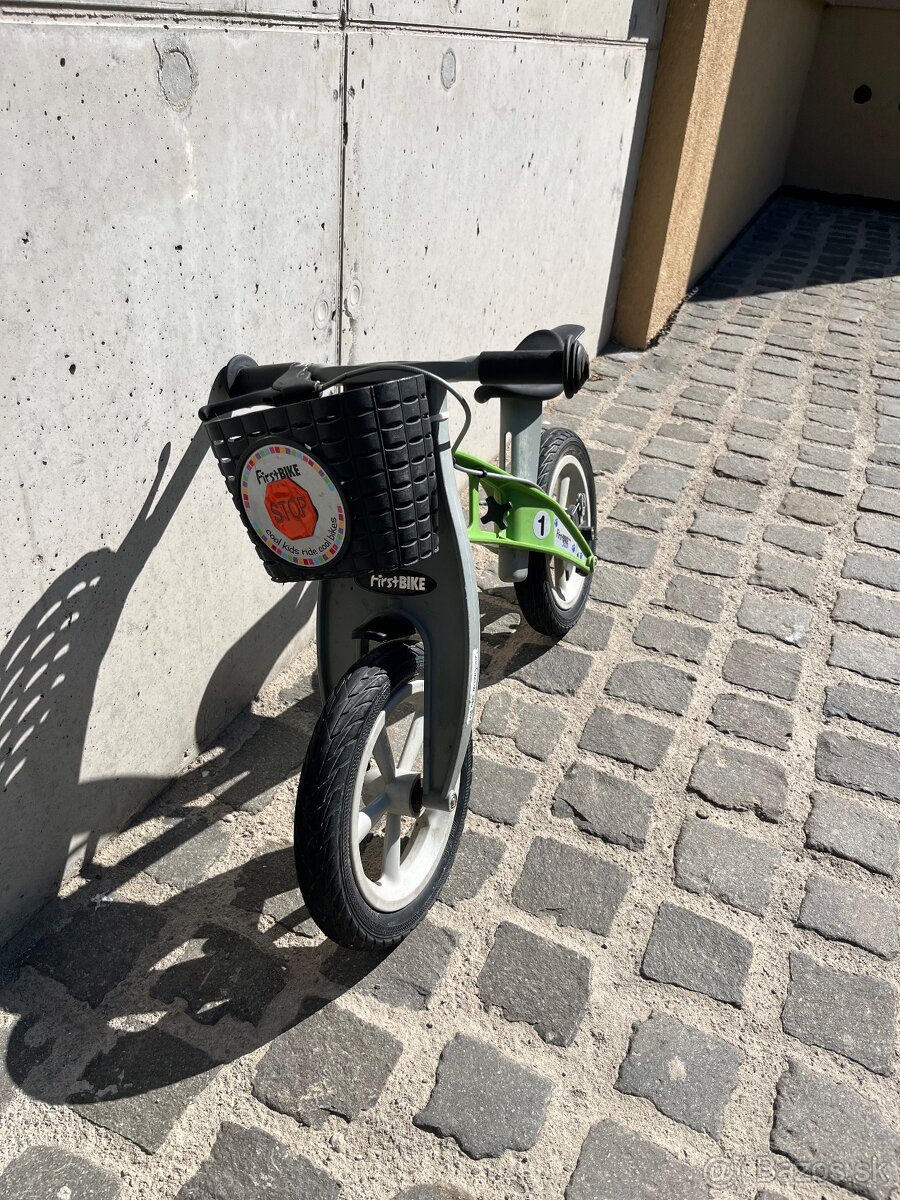 Odrážadlo First bike s brzdou - 2