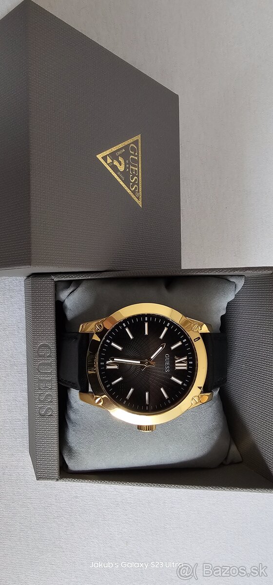 GUESS CRESCENT GW0628G2 - 2