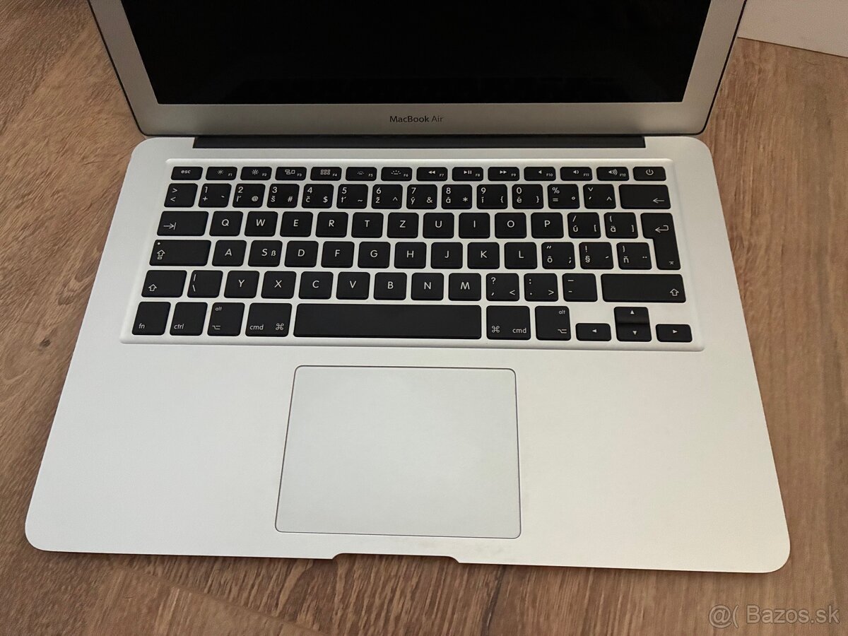 MacBook Air 13” (2017) - 2