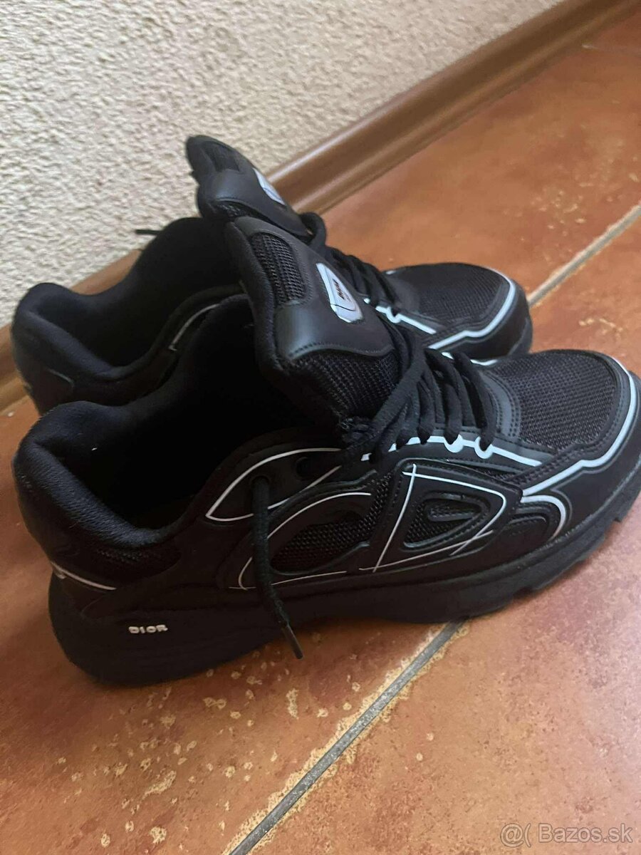 Botasky Dior B30. - 2