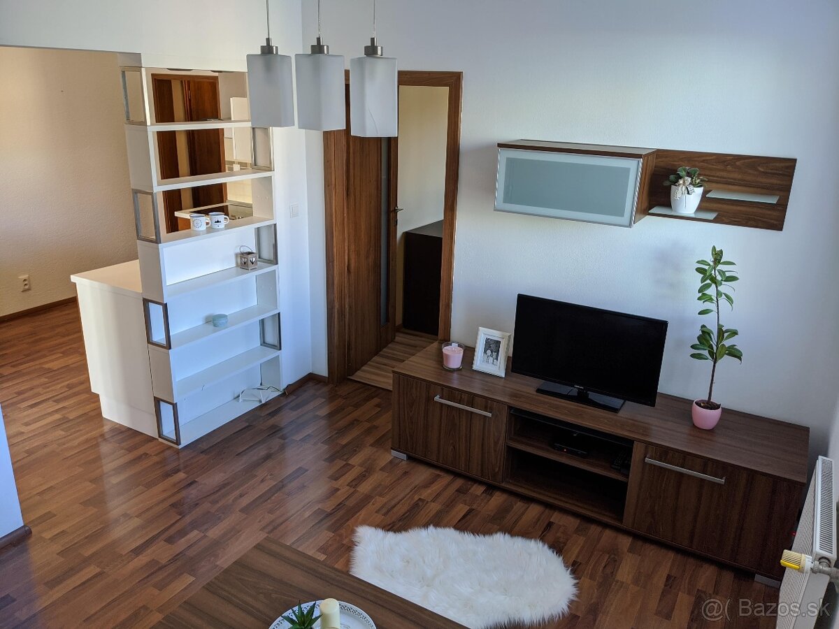 Na prenájom krásny 2-izbový byt v novostavbe - 2