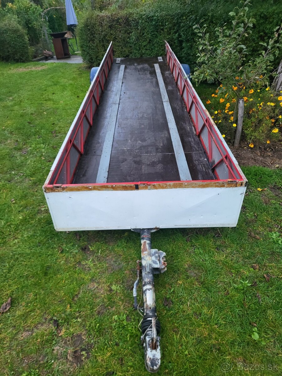 Prívesný vozík - 2
