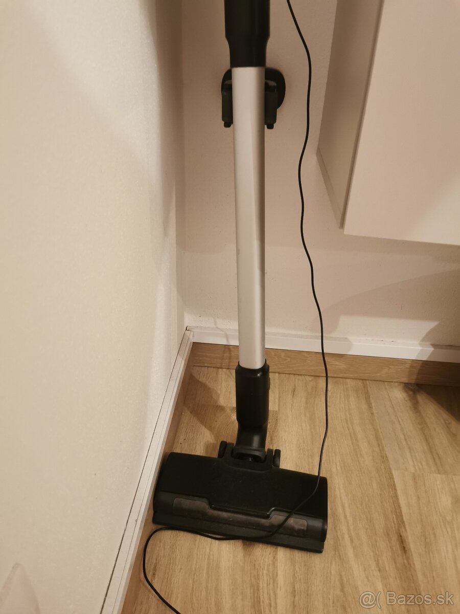Tyčový vysávač - 2