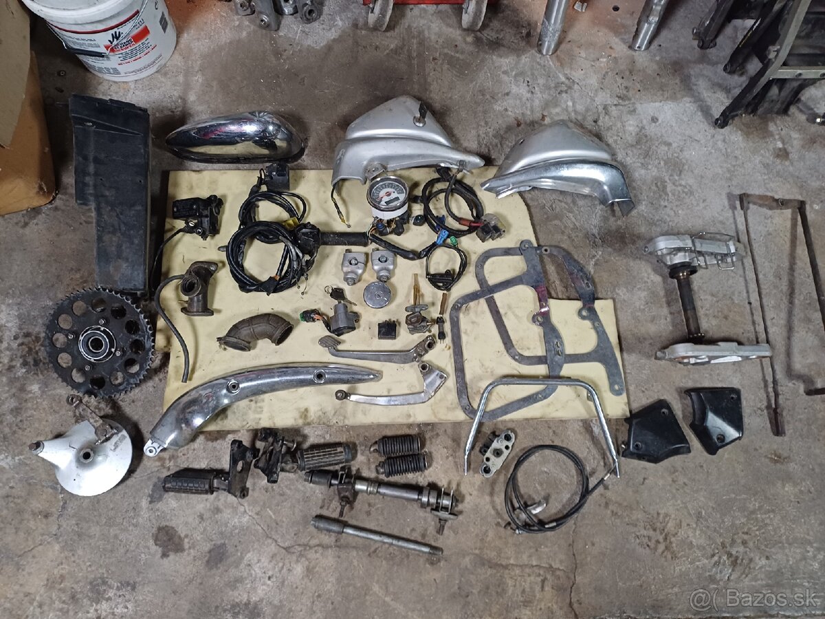 Suzuki VL 125 na ND - 2