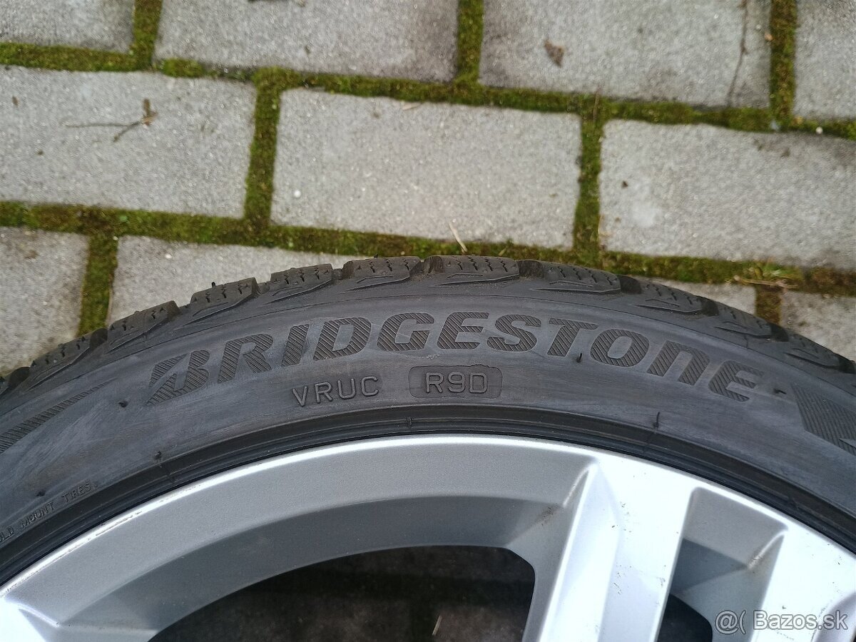 Zimné pneu Bridgestone Blizzak 215/40 R17 - 2