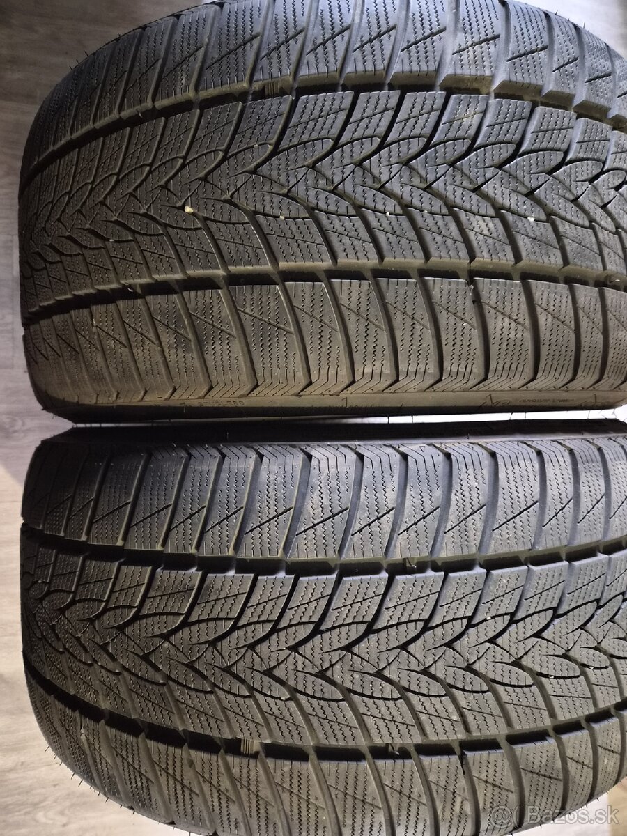 Predam 2ks zimne pneu 255 30 19 - 2