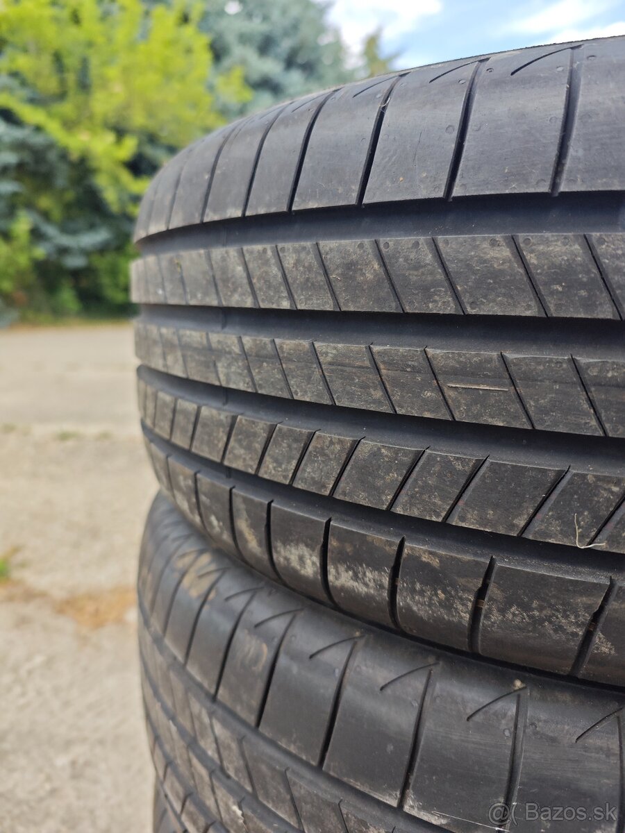 4x Letne 235/55 R19 - 2