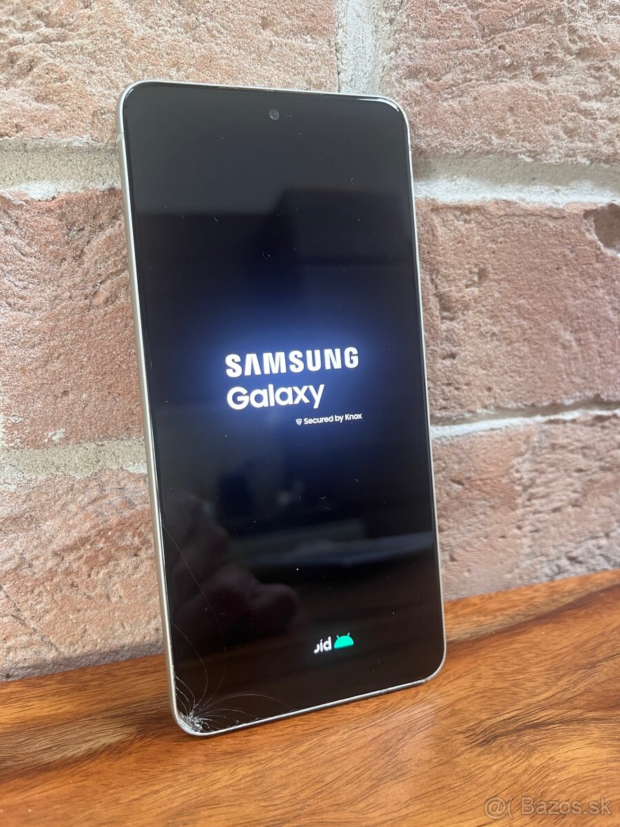 Samsung Galaxy S21 FE 128gb na diely - 2