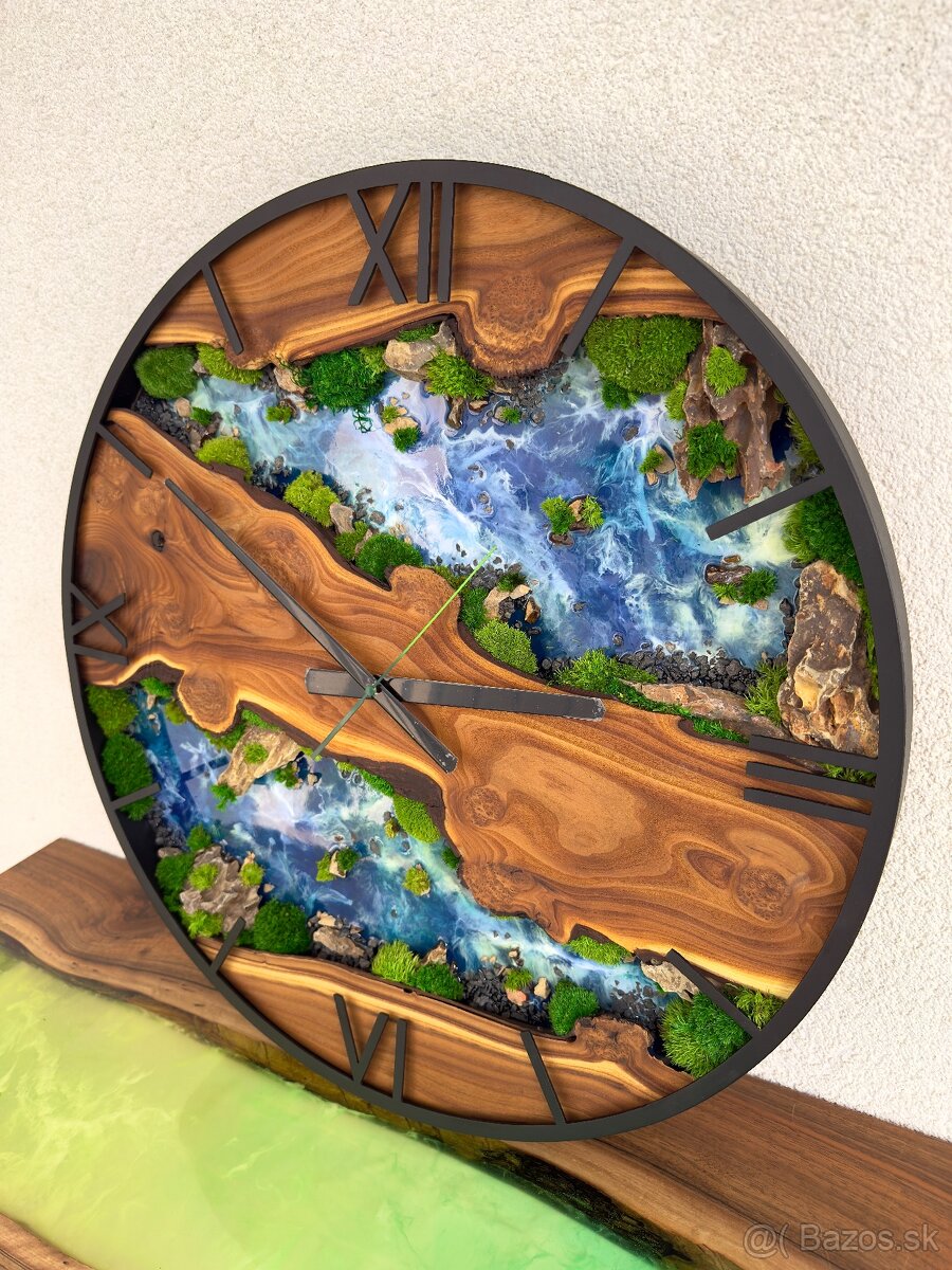 Machove hodiny 60cm , Drevene Hodiny s machom a epoxidom - 2