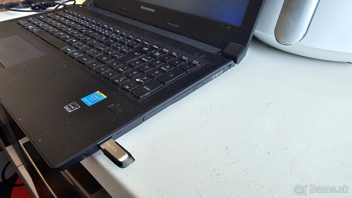 Lenovo B50 - 70 - vypína, nejde nainštalovať - 2