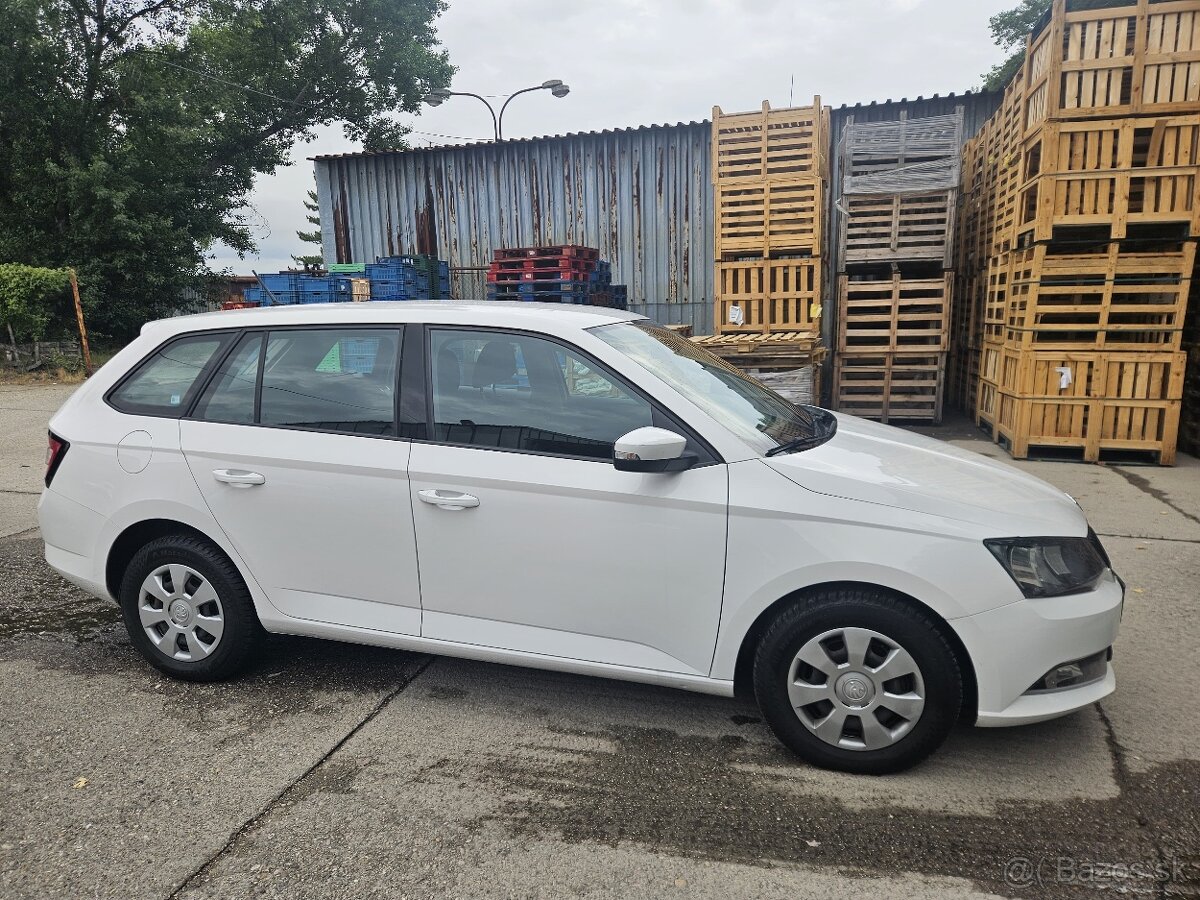 Prenajom Škoda Fabia Combi - 2