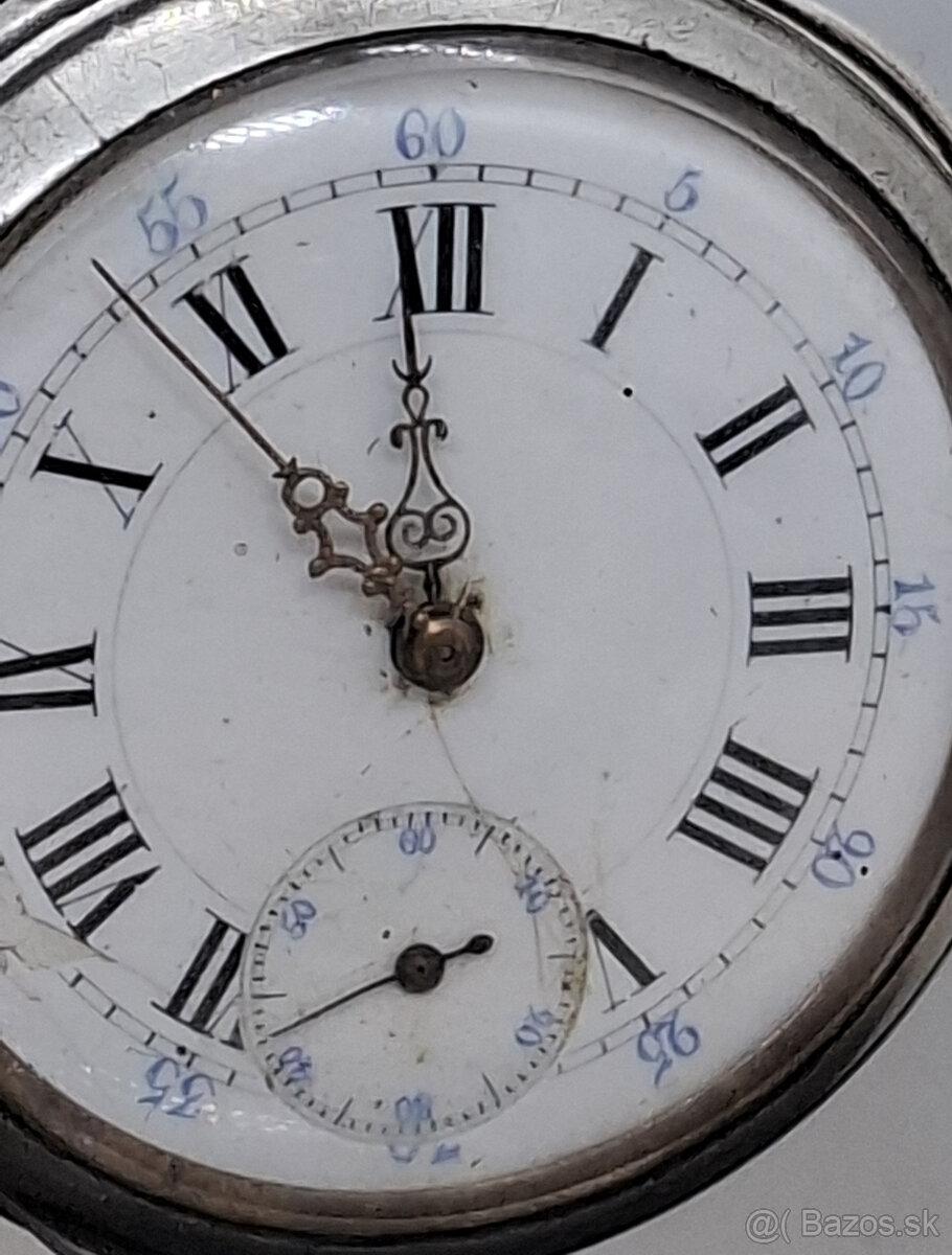 Predám funkčné starožitné vreckové hodinky Remontoir cylindr - 2