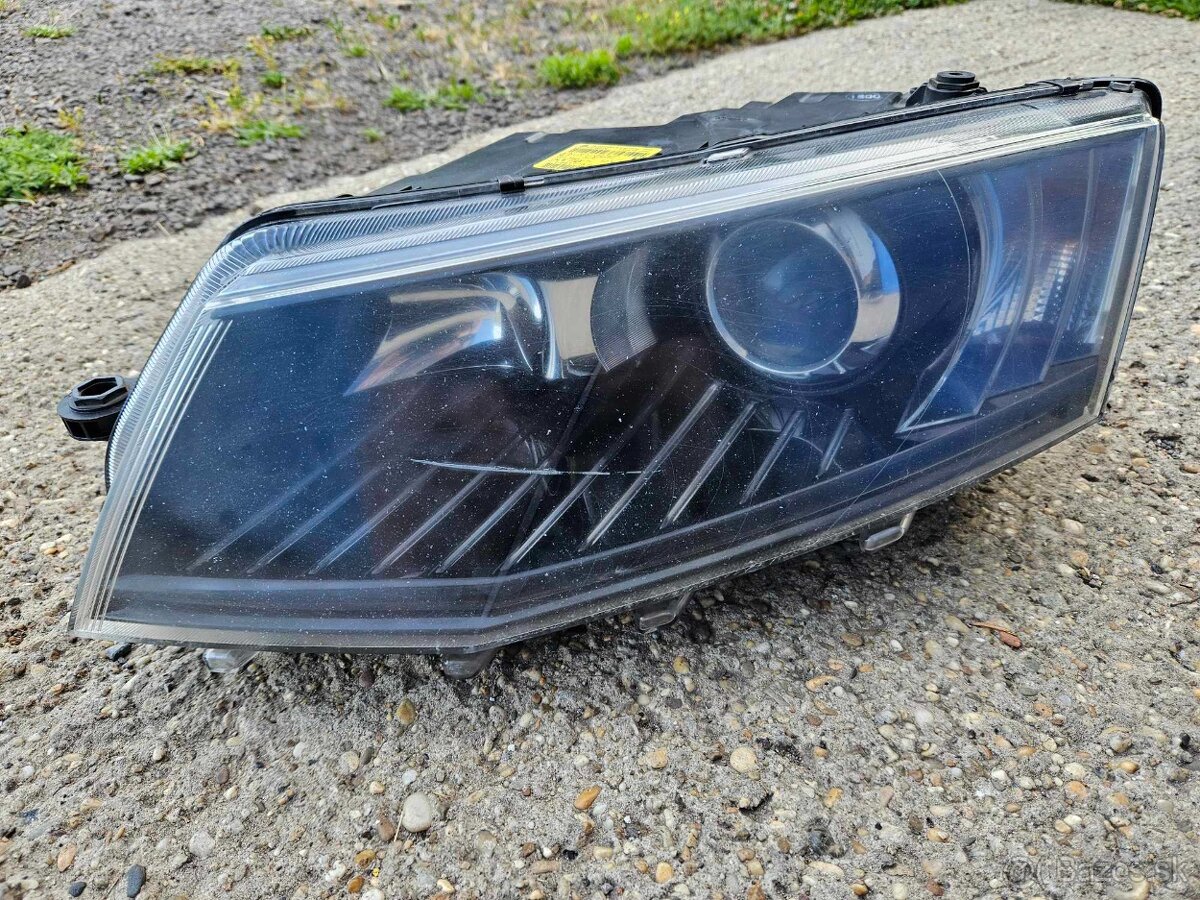 PREDAM XENONY SKODA OCTAVIA III - 2