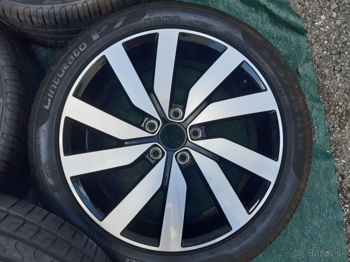 Nepoužit letní kola Volkswagen Touran R18 - 2