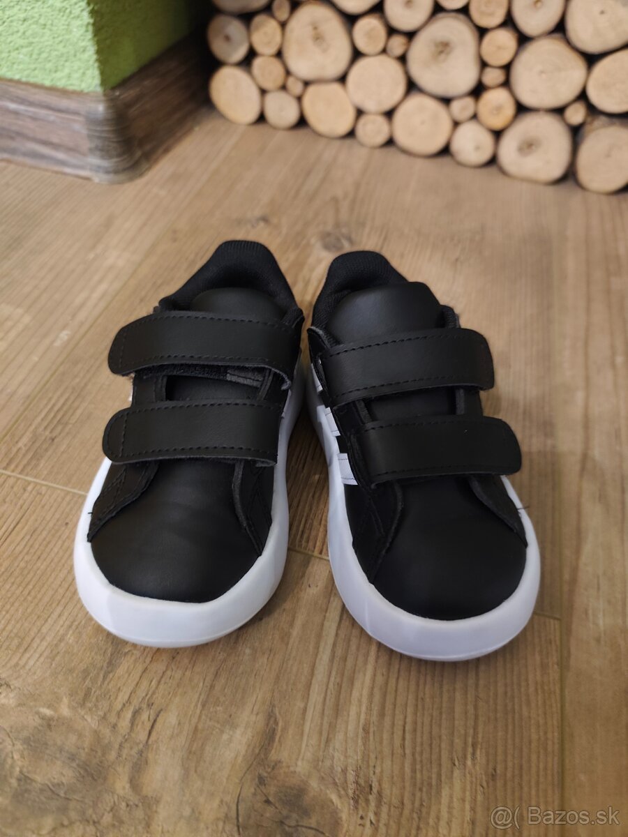Nové detské botasky Adidas č.21 - 2